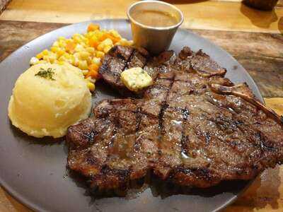 Blake's Wings & Steaks