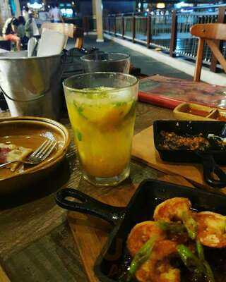 Peri-peri Charcoal Chicken