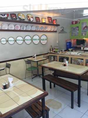 Lola Idang's Pancit Malabon