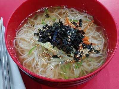 Jipbap Jesrin's Restobar