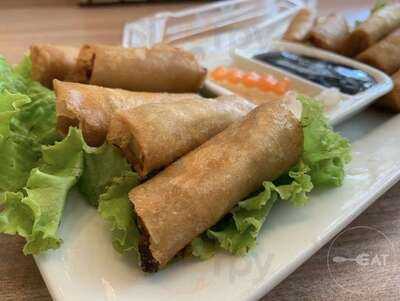 Chi Em Gai Vietnamese Restaurant