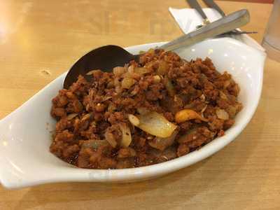 Adobo Connection Quiapo