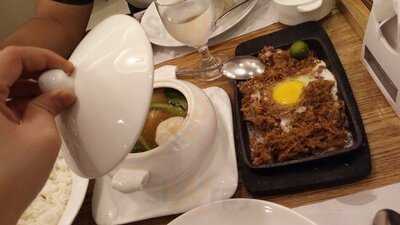 Kuya J’s Restaurant