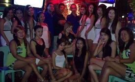 Seven Seas Bar And Grill