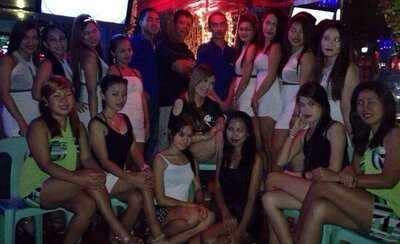 Seven Seas Bar And Grill