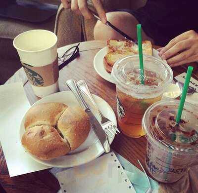 Starbucks, Corinthian Hills