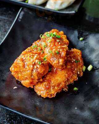 Geonbae Modern Korean Bar And Grill