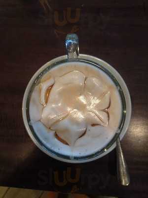 Cafe 83 By Motorhub Corp.