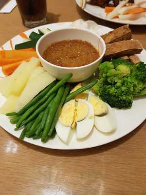 Titan Z International Entertainment