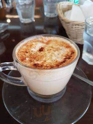 Eight Coffee Bar By Ucc