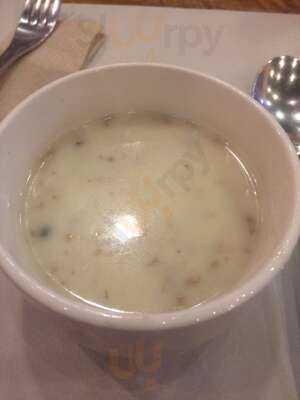 Hogs & Cattle Steakhouse