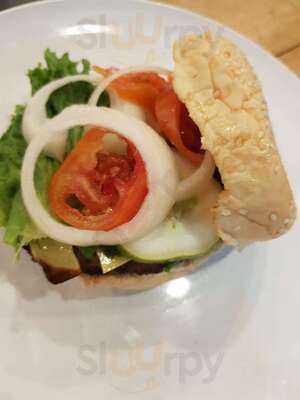 Hogs & Cattle Steakhouse