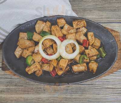 Wit Avenue Cafe And Bar