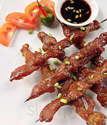 Wit Avenue Cafe And Bar