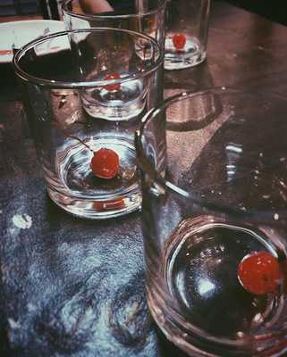 Wit Avenue Cafe And Bar