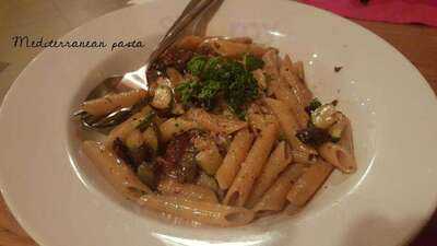 Bianca's Cafe And Vinotek