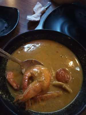 Som's Authentic Thai Cuisine "little Bangkok"