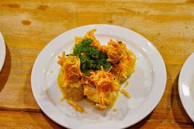 Elaine & Ian Mekeni's Kainan Sa Nuevo & Catering Services