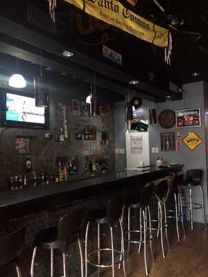 Round One Sports Bar And Grill