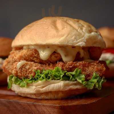 Mom & Tina's Bakery Cafe