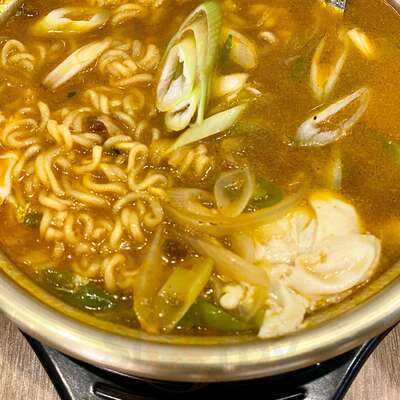 Ccyg Chung Choon Yeon Ga