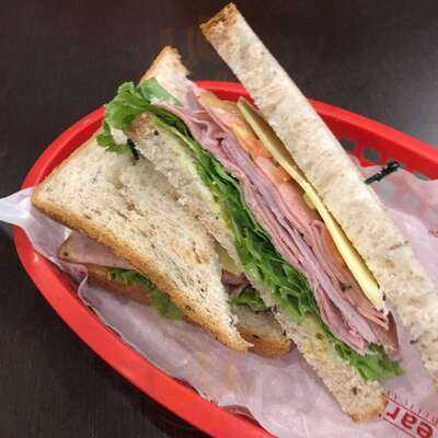 Earle's Delicatessan