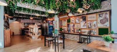 Gracia's Premium Deli