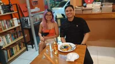 Roo's Cafe. The Taste Of Oz