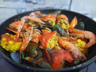 Redsnapper Seafood Hub