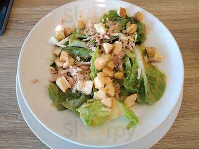 Shakeys Pizza Restaurant