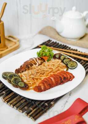 Hongkong Date Chinese Restaurant