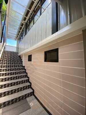 Hillbarn Cafe And Restaurant