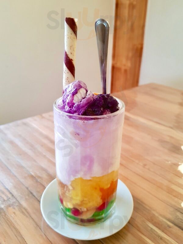 Leona's Grill & Restaurant