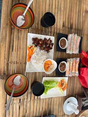 Sunny Vietnam Foodies