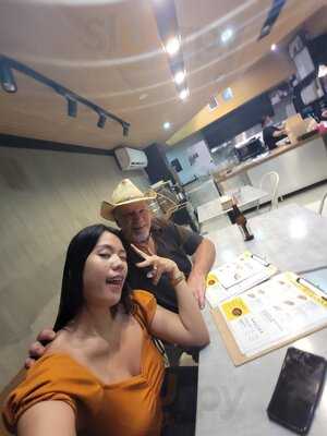 2nd Street Oysters Makati