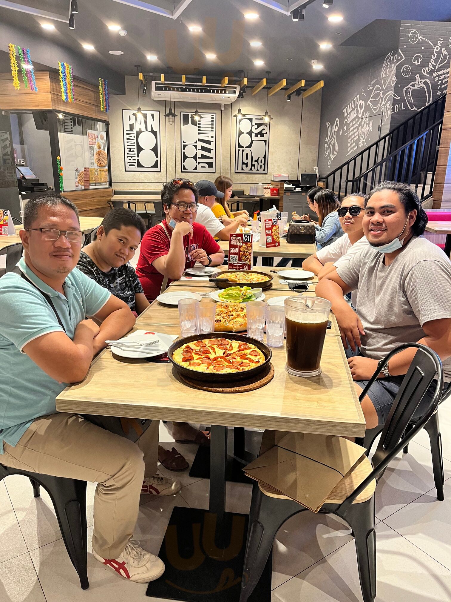 Pizza Hut, Gmall Of Davao