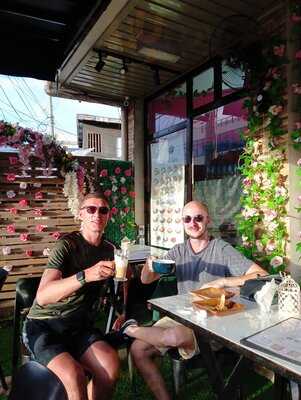 Craze Cafe & Creperie Bohol