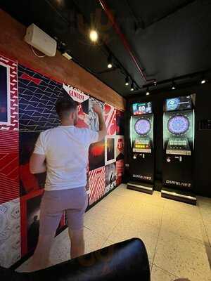 Mansion Sports Bar & Lounge