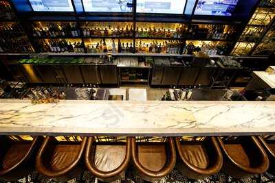 Mansion Sports Bar & Lounge