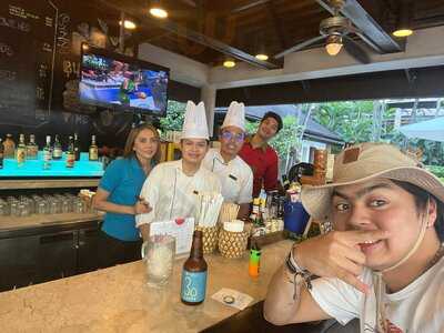 Pool Bar: Oven, Fire Pit, Grill At Edsa Shangri-la, Manila