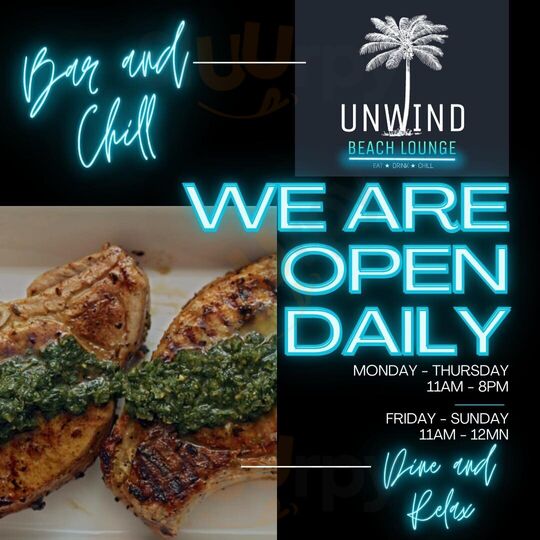 Unwind Beach Lounge
