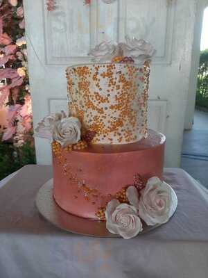 Sugar Flow Cakes And Pastries