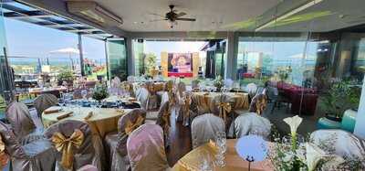 Sky View Restaurant & Bar