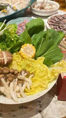 Good Luck Hot Pot (红运火锅) - Cebu