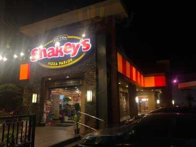 Shakey's Pizza Parlor Chino Roces Corner