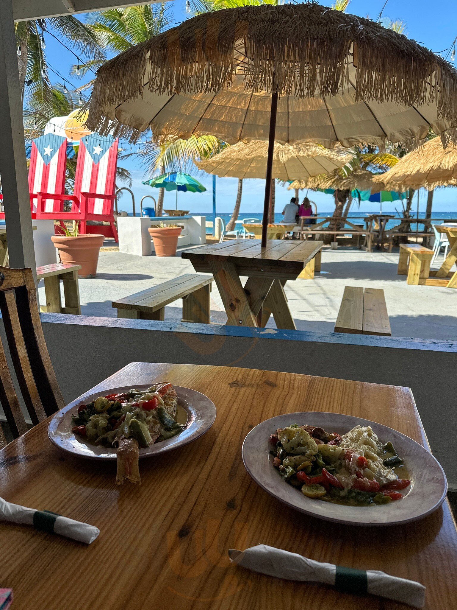 Mar- Bella Beach Club And Restaurant
