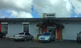 Kandeia Restaurant And Cafe