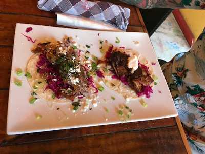 The Trade Winds Guesthouse & Restaurant