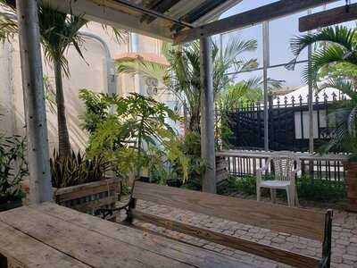 Restaurante Sabores Tropicales