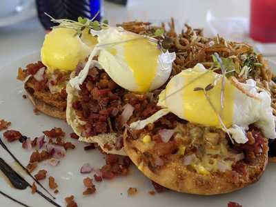 Plaza Platos Y Copas